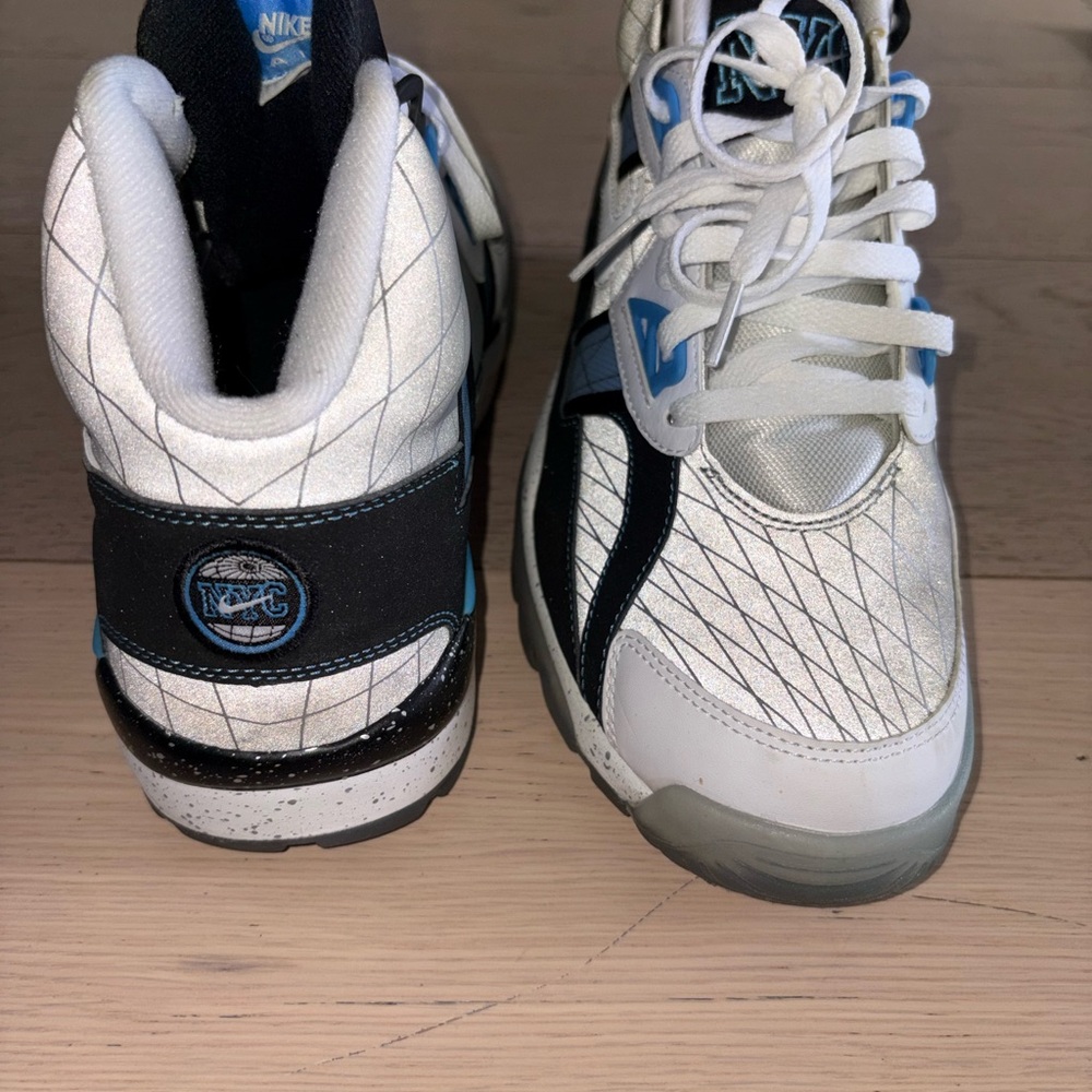 NIKE Bo Jackson Cross Trainer - Picture 2 of 4